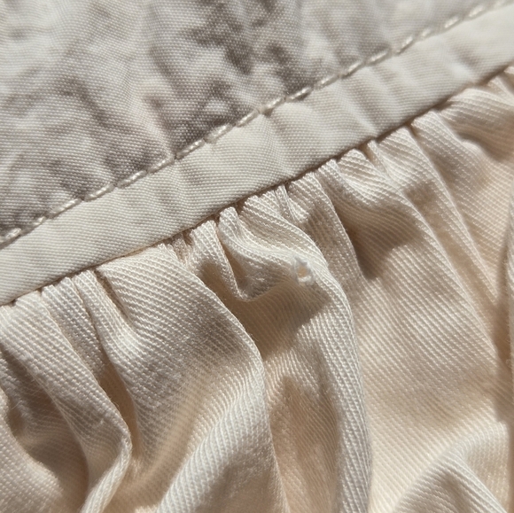 Urban Outfitters Myra Drop-Waist Bubble Mini Skirt Size Small - Picture 5 of 8